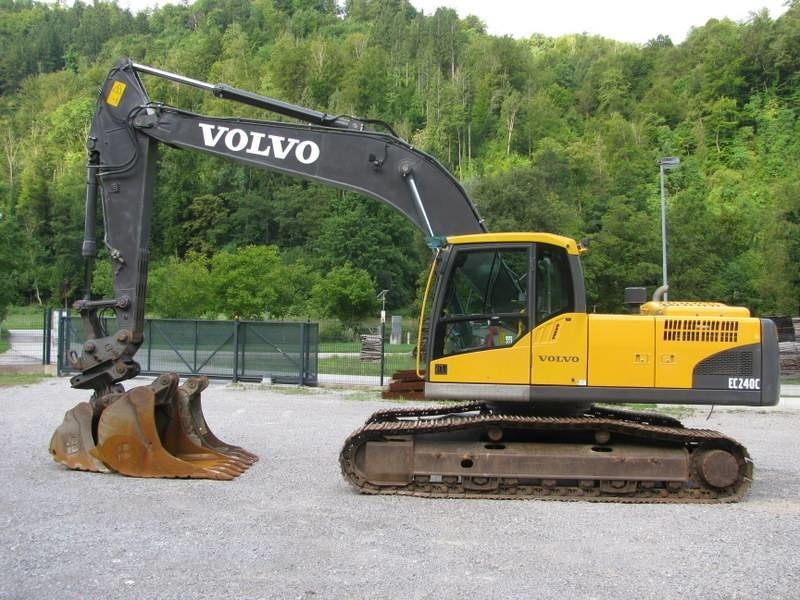 Volvo EC240C LN 3 žlici Odlično stanje - Гусеничний екскаватор: фото 3 Volvo EC240C LN 3 žlici Odlično stanje - Гусеничний екскаватор: фото 3