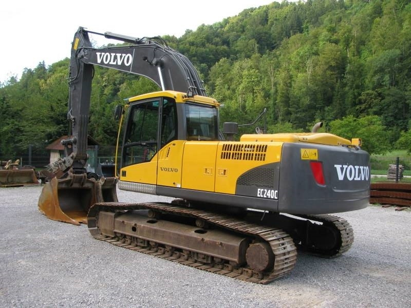 Volvo EC240C LN 3 žlici Odlično stanje - Гусеничний екскаватор: фото 4 Volvo EC240C LN 3 žlici Odlično stanje - Гусеничний екскаватор: фото 4