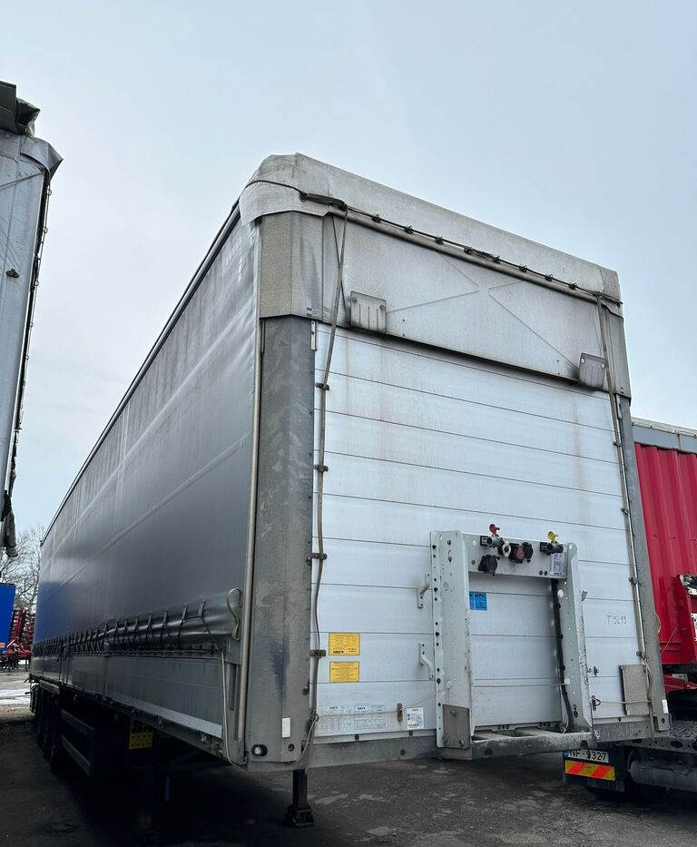 Schmitz Cargobull SCS 24 Boards curtainsider - Тентований напівпричіп: фото 2 Schmitz Cargobull SCS 24 Boards curtainsider - Тентований напівпричіп: фото 2