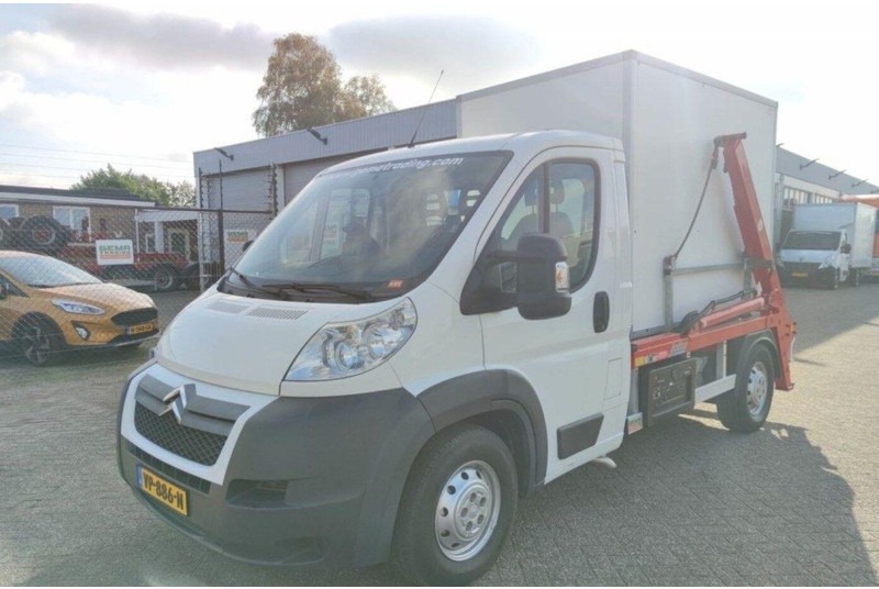 Citroën Jumper - Скіповий навантажувач вантажівка: фото 3 Citroën Jumper - Скіповий навантажувач вантажівка: фото 3