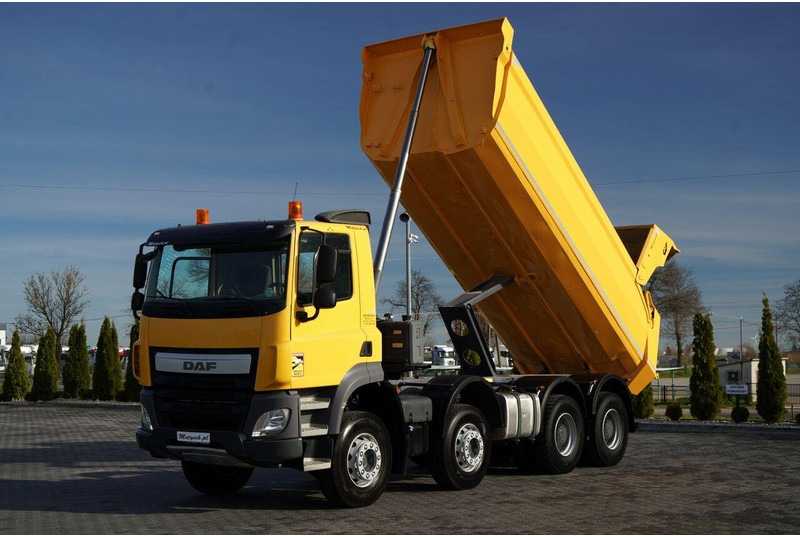 DAF CF 85.410 / 8x4 / WYWROTKA TYLNOZSYPOWA / HYDROKLAPA / OPONY 1 - Самоскид вантажівка: фото 3 DAF CF 85.410 / 8x4 / WYWROTKA TYLNOZSYPOWA / HYDROKLAPA / OPONY 1 - Самоскид вантажівка: фото 3