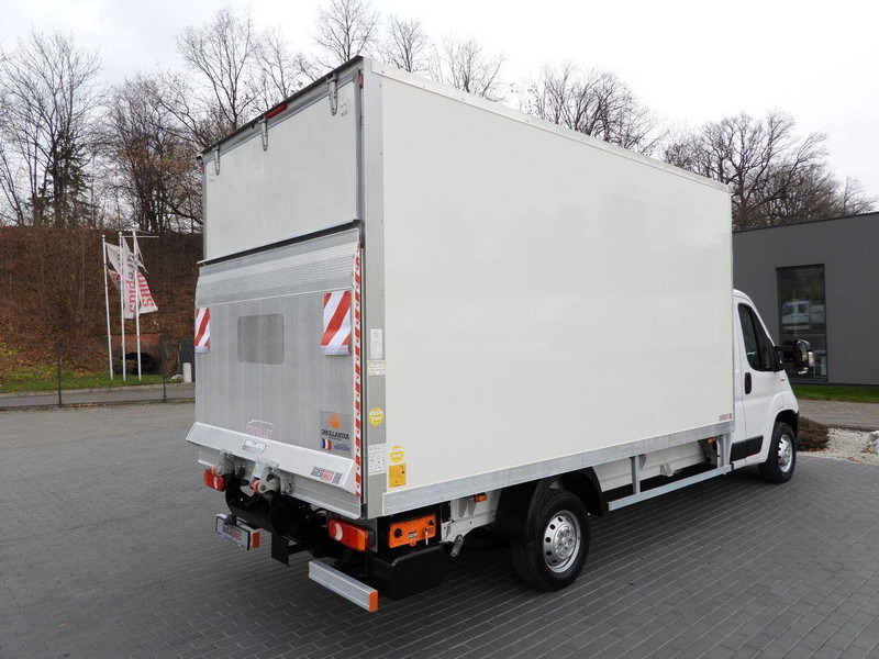 Фургон з закритим кузовом Fiat DUCATO KONTENER WINDA 8 PALET TEMPOMAT NAWIGACJA LEDY KLIMATYZAC: фото 13 Фургон з закритим кузовом Fiat DUCATO KONTENER WINDA 8 PALET TEMPOMAT NAWIGACJA LEDY KLIMATYZAC: фото 13