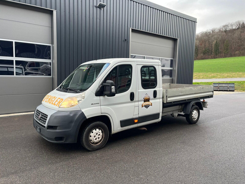 Fiat Ducato 2.3 Doka platós - Легка бортова вантажівка, Вантажопасажирський фургон: фото 2 Fiat Ducato 2.3 Doka platós - Легка бортова вантажівка, Вантажопасажирський фургон: фото 2