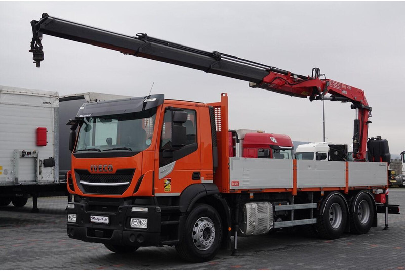 Iveco 420 - Бортова вантажівка/ Платформа, Вантажівка з маніпулятором: фото 1 Iveco 420 - Бортова вантажівка/ Платформа, Вантажівка з маніпулятором: фото 1