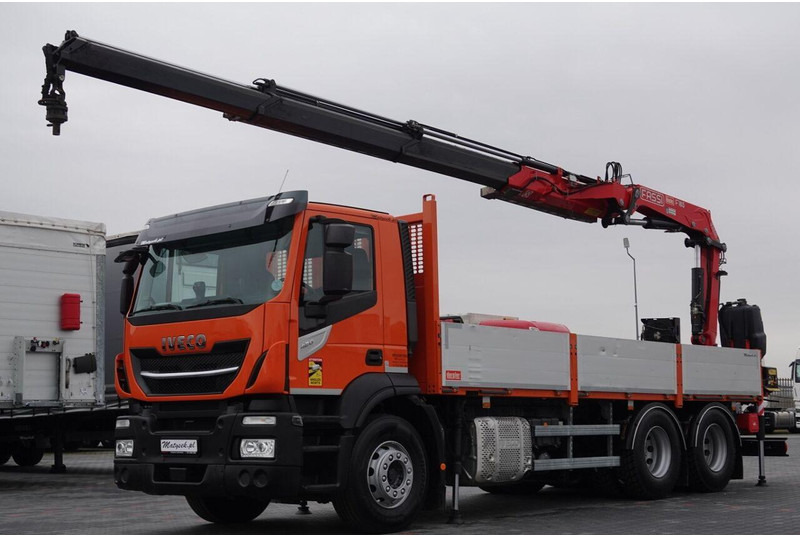 Iveco 420 - Бортова вантажівка/ Платформа, Вантажівка з маніпулятором: фото 2 Iveco 420 - Бортова вантажівка/ Платформа, Вантажівка з маніпулятором: фото 2