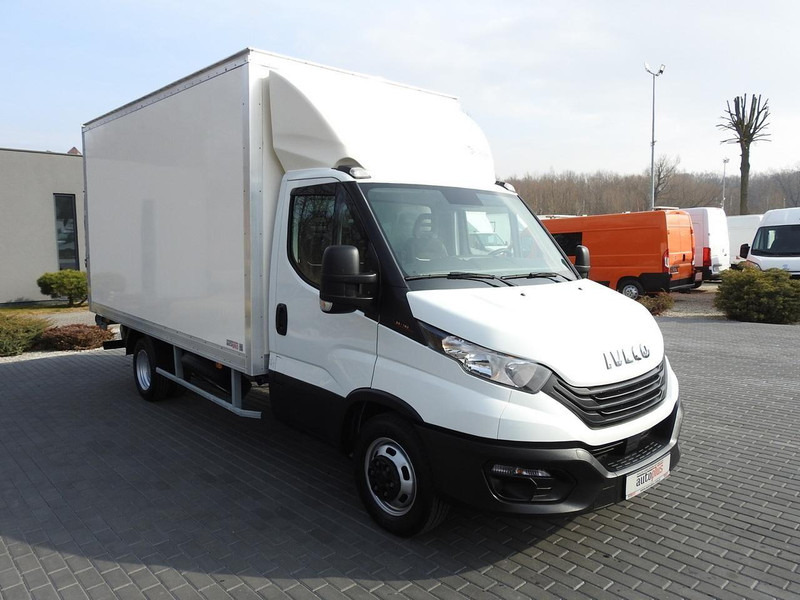 Iveco DAILY 35C16 KONTENER WINDA 8 PALET TEMPOMAT BLIŹNIACZE KOŁA KLIM - Фургон з закритим кузовом: фото 4 Iveco DAILY 35C16 KONTENER WINDA 8 PALET TEMPOMAT BLIŹNIACZE KOŁA KLIM - Фургон з закритим кузовом: фото 4