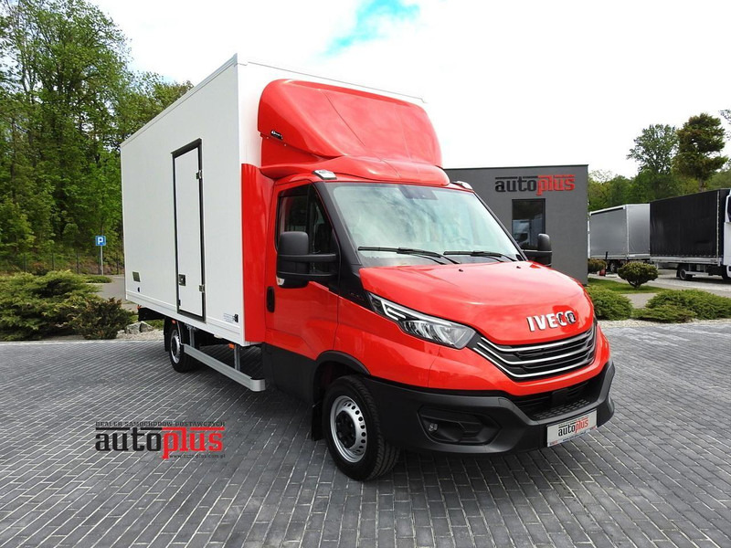 Iveco DAILY 35S18 NOWY KONTENER 10 PALET TEMPOMAT NAWIGACJA KLIMATYZAC - Фургон з закритим кузовом: фото 1 Iveco DAILY 35S18 NOWY KONTENER 10 PALET TEMPOMAT NAWIGACJA KLIMATYZAC - Фургон з закритим кузовом: фото 1