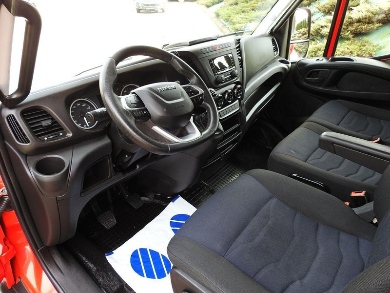 Iveco DAILY 35S18 PLANDEKA 10 PALET WEBASTO KLIMATYZACJA TEMPOMAT LEDY - Вантажівка з закритим кузовом: фото 2 Iveco DAILY 35S18 PLANDEKA 10 PALET WEBASTO KLIMATYZACJA TEMPOMAT LEDY - Вантажівка з закритим кузовом: фото 2