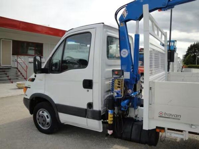 Iveco Daily 35C11 - flatbed+crane в лізинг Iveco Daily 35C11 - flatbed+crane: фото 6