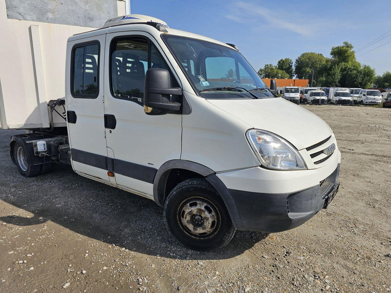 Iveco Daily 40 C 15 double cabine - BE Mini Trekker - SZM - 3.5t - Малотоннажний сідельний тягач, Вантажопасажирський фургон: фото 1 Iveco Daily 40 C 15 double cabine - BE Mini Trekker - SZM - 3.5t - Малотоннажний сідельний тягач, Вантажопасажирський фургон: фото 1
