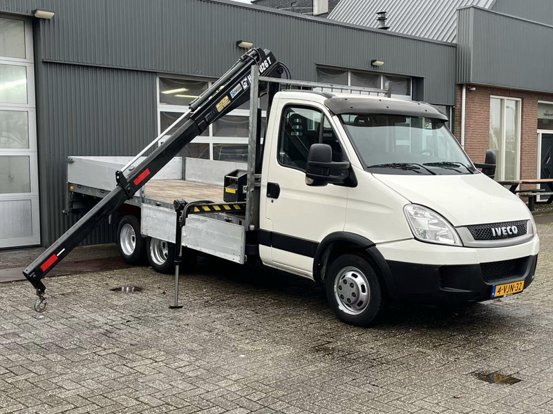 Iveco Daily 40C17 - Flatbed truck + crane - Легка бортова вантажівка: фото 2 Iveco Daily 40C17 - Flatbed truck + crane - Легка бортова вантажівка: фото 2