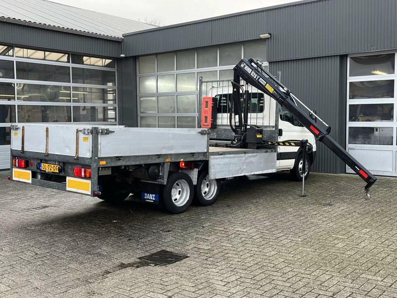 Iveco Daily 40C17 - Flatbed truck + crane - Легка бортова вантажівка: фото 3 Iveco Daily 40C17 - Flatbed truck + crane - Легка бортова вантажівка: фото 3