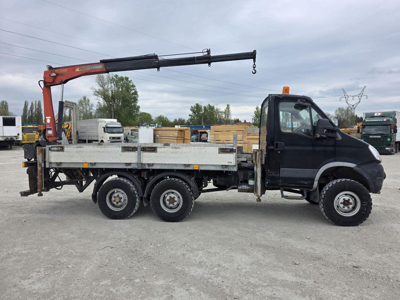 Легка бортова вантажівка Iveco Daily 55 S 18 4x4 + Veldhuizen Palfinger PK3300 Clixtar: фото 6