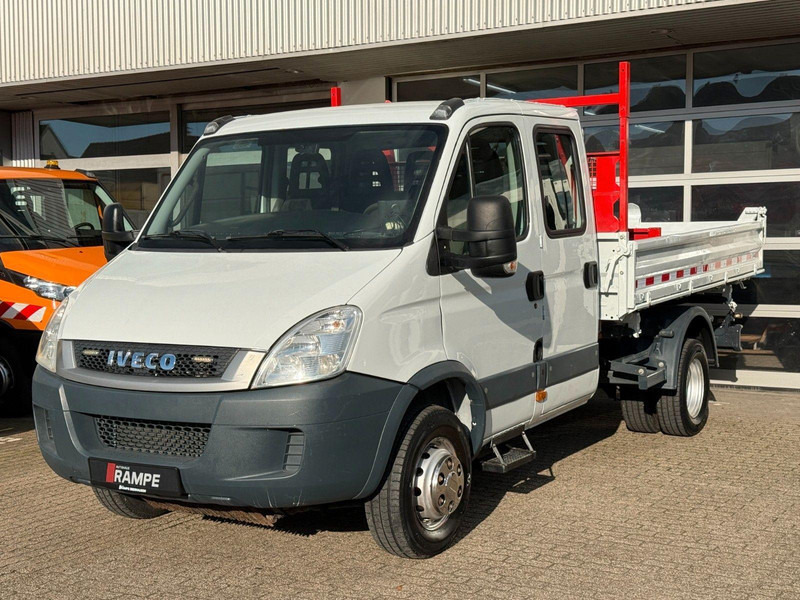 Iveco Daily 70C17 Doka Three sided M Tipper + Crane - Самоскид вантажівка, Вантажівка з маніпулятором: фото 3 Iveco Daily 70C17 Doka Three sided M Tipper + Crane - Самоскид вантажівка, Вантажівка з маніпулятором: фото 3