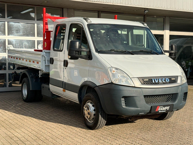 Iveco Daily 70C17 Doka Three sided M Tipper + Crane - Самоскид вантажівка, Вантажівка з маніпулятором: фото 1 Iveco Daily 70C17 Doka Three sided M Tipper + Crane - Самоскид вантажівка, Вантажівка з маніпулятором: фото 1