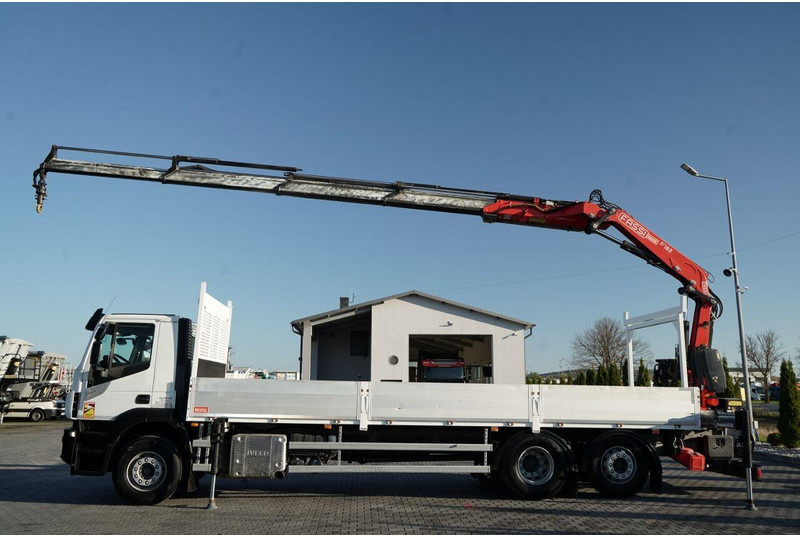 Iveco STRALIS 460 / 6X2 / SKRZYNIOWY 8,1 m + HDS FASSI. F185 MAX UDŹWI - Бортова вантажівка/ Платформа, Вантажівка з маніпулятором: фото 2 Iveco STRALIS 460 / 6X2 / SKRZYNIOWY 8,1 m + HDS FASSI. F185 MAX UDŹWI - Бортова вантажівка/ Платформа, Вантажівка з маніпулятором: фото 2
