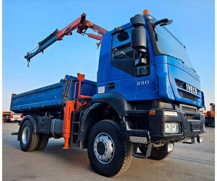 Iveco Trakker 190T33 4x4 M Tipper + Crane Atlas 120.2E - Самоскид вантажівка, Вантажівка з маніпулятором: фото 4 Iveco Trakker 190T33 4x4 M Tipper + Crane Atlas 120.2E - Самоскид вантажівка, Вантажівка з маніпулятором: фото 4