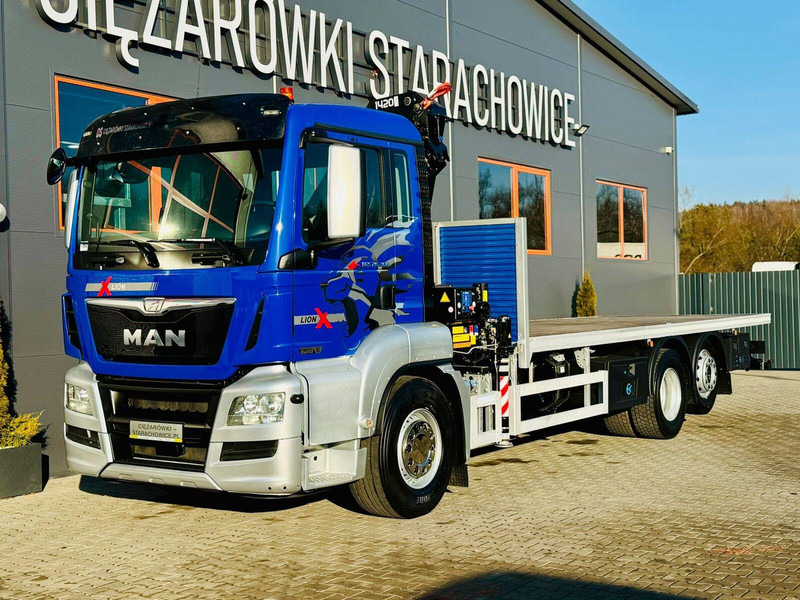 MAN MAN TGS 26.360 // E6 // 6x2 // platforma laweta 7,2m z HDs HMF 1 - Бортова вантажівка/ Платформа, Вантажівка з маніпулятором: фото 1 MAN MAN TGS 26.360 // E6 // 6x2 // platforma laweta 7,2m z HDs HMF 1 - Бортова вантажівка/ Платформа, Вантажівка з маніпулятором: фото 1