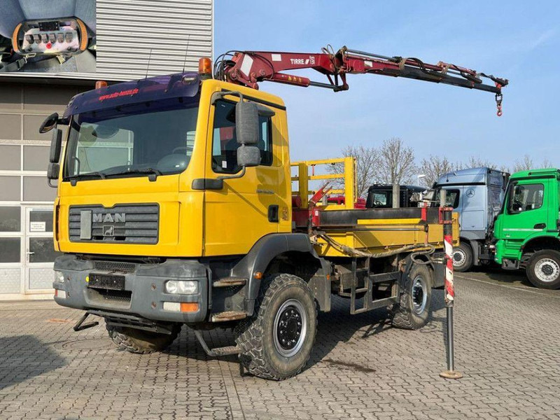 MAN TGM 18.280 4x4 Crane Tirre Euro 131 - Бортова вантажівка/ Платформа, Вантажівка з маніпулятором: фото 1 MAN TGM 18.280 4x4 Crane Tirre Euro 131 - Бортова вантажівка/ Платформа, Вантажівка з маніпулятором: фото 1
