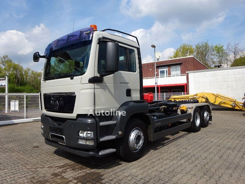 MAN TGS 26.320 - Hook lift truck - Гаковий мультиліфт вантажівка, Вантажівка з маніпулятором: фото 2 MAN TGS 26.320 - Hook lift truck - Гаковий мультиліфт вантажівка, Вантажівка з маніпулятором: фото 2