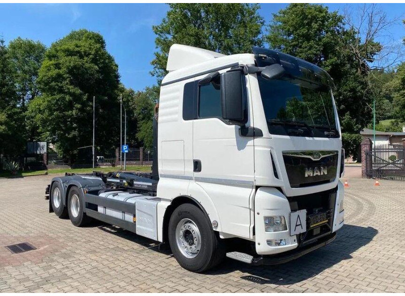 MAN TGX 26.440 - Гаковий мультиліфт вантажівка: фото 3 MAN TGX 26.440 - Гаковий мультиліфт вантажівка: фото 3