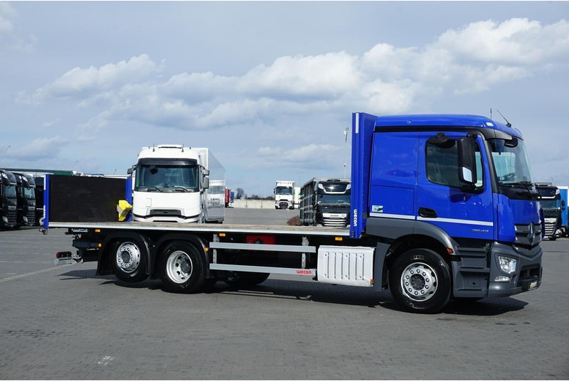 Mercedes-Benz ACTROS / 2543 / ACC / E 6 / PEŁNY ADR / PLATFORMA / ZAWIESIE POD - Бортова вантажівка/ Платформа: фото 4 Mercedes-Benz ACTROS / 2543 / ACC / E 6 / PEŁNY ADR / PLATFORMA / ZAWIESIE POD - Бортова вантажівка/ Платформа: фото 4