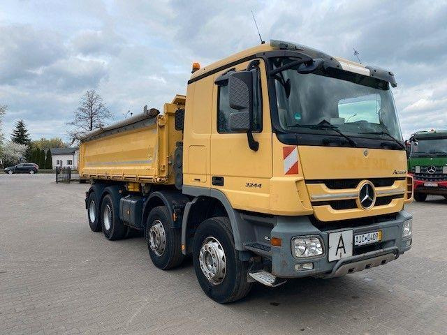 Mercedes-Benz ACTROS 3244 MP3 - Самоскид вантажівка: фото 4 Mercedes-Benz ACTROS 3244 MP3 - Самоскид вантажівка: фото 4