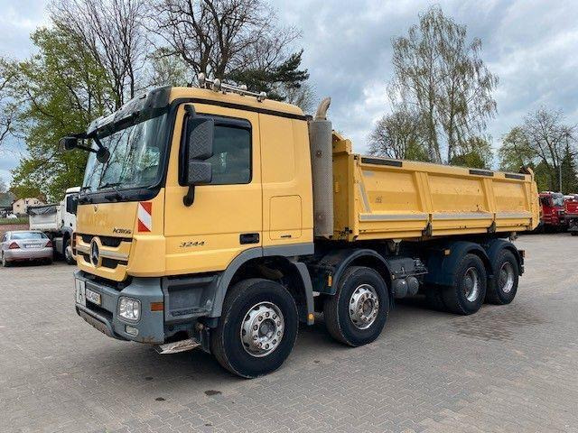 Mercedes-Benz ACTROS 3244 MP3 - Самоскид вантажівка: фото 3 Mercedes-Benz ACTROS 3244 MP3 - Самоскид вантажівка: фото 3