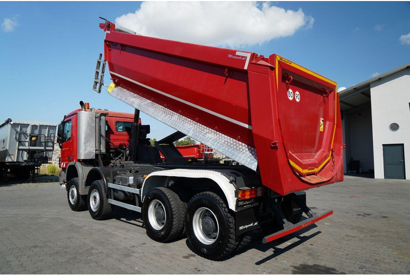 Mercedes-Benz ACTROS 4141 / 8X6 / WYWROTKA TYLNOZSYPOWA / MEILLER KIPPER 5.3M - Самоскид вантажівка: фото 5 Mercedes-Benz ACTROS 4141 / 8X6 / WYWROTKA TYLNOZSYPOWA / MEILLER KIPPER 5.3M - Самоскид вантажівка: фото 5