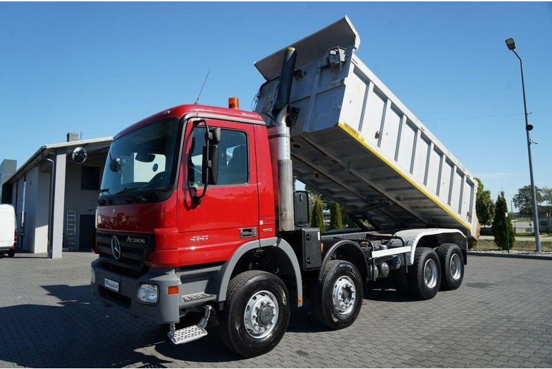 Mercedes-Benz ACTROS 4141 / WYWROTKA TYLNOZSYPOWA / WIELTON / EPS + SP - Самоскид вантажівка: фото 2 Mercedes-Benz ACTROS 4141 / WYWROTKA TYLNOZSYPOWA / WIELTON / EPS + SP - Самоскид вантажівка: фото 2
