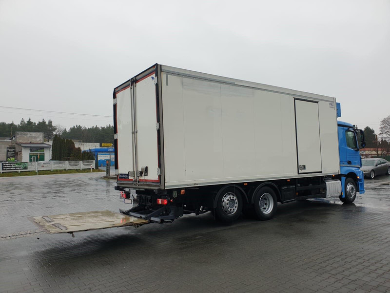 Mercedes-Benz ANTOS 2540 REFRIGERATOR + LIFT + SIDE DOOR - Рефрижератор вантажівка: фото 4 Mercedes-Benz ANTOS 2540 REFRIGERATOR + LIFT + SIDE DOOR - Рефрижератор вантажівка: фото 4