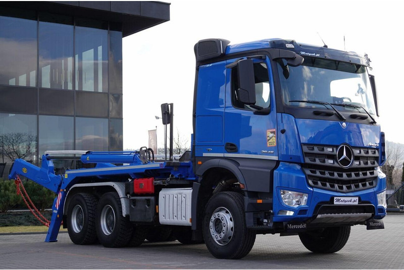 Mercedes-Benz AROCS 2645 / 6X4 / BRAMOWIEC / MEILLER / MANUAL / EURO 6 / SPROW - Скіповий навантажувач вантажівка: фото 3 Mercedes-Benz AROCS 2645 / 6X4 / BRAMOWIEC / MEILLER / MANUAL / EURO 6 / SPROW - Скіповий навантажувач вантажівка: фото 3