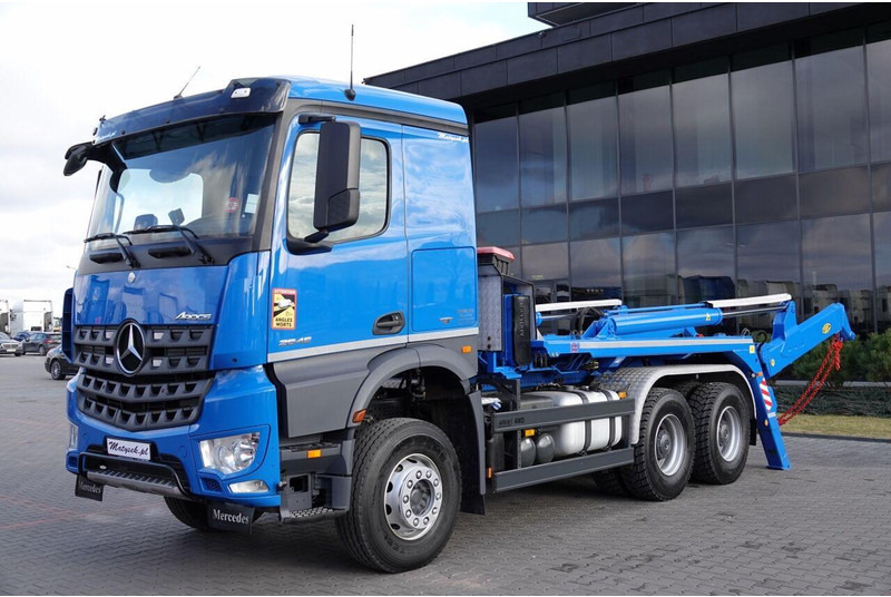 Mercedes-Benz AROCS 2645 / 6X4 / BRAMOWIEC / MEILLER / MANUAL / EURO 6 / SPROW - Скіповий навантажувач вантажівка: фото 1 Mercedes-Benz AROCS 2645 / 6X4 / BRAMOWIEC / MEILLER / MANUAL / EURO 6 / SPROW - Скіповий навантажувач вантажівка: фото 1