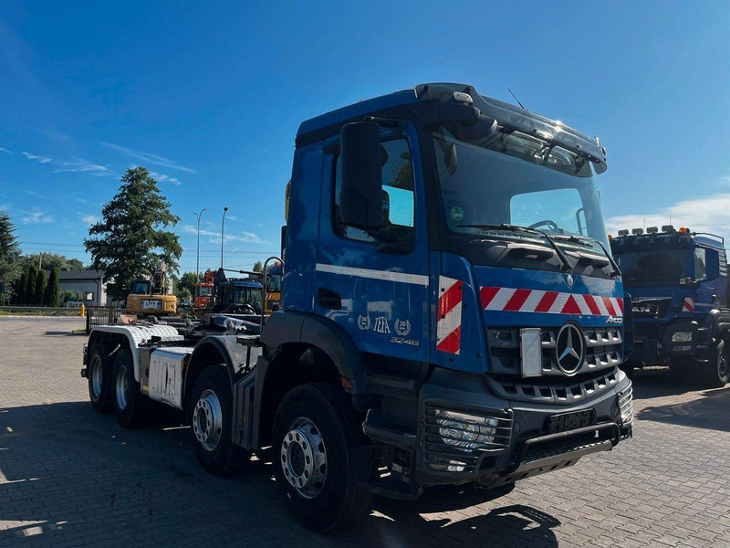 Mercedes-Benz AROCS 3246 8X4 ABROLLKIPPER HYVALIFT 26.57 - Гаковий мультиліфт вантажівка: фото 5 Mercedes-Benz AROCS 3246 8X4 ABROLLKIPPER HYVALIFT 26.57 - Гаковий мультиліфт вантажівка: фото 5