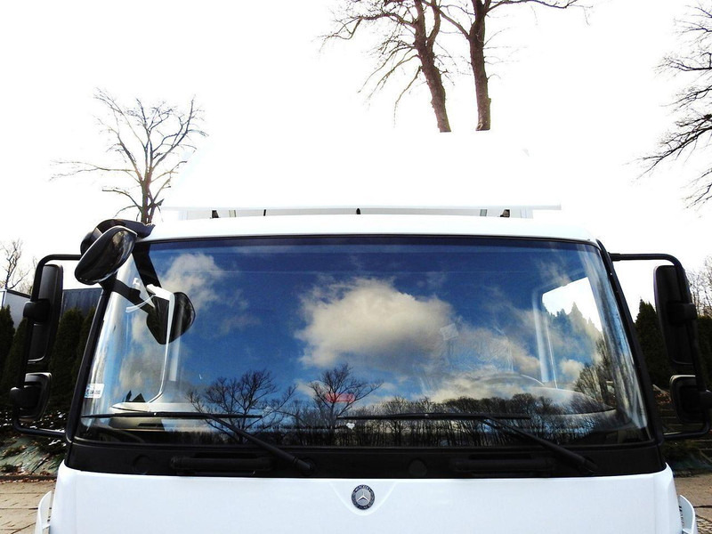 Вантажівка з закритим кузовом Mercedes-Benz ATEGO 12.24 KONTENER WINDA 18 PALET TEMPOMAT KLIMATYZACJA AUTOMA: фото 16 Вантажівка з закритим кузовом Mercedes-Benz ATEGO 12.24 KONTENER WINDA 18 PALET TEMPOMAT KLIMATYZACJA AUTOMA: фото 16
