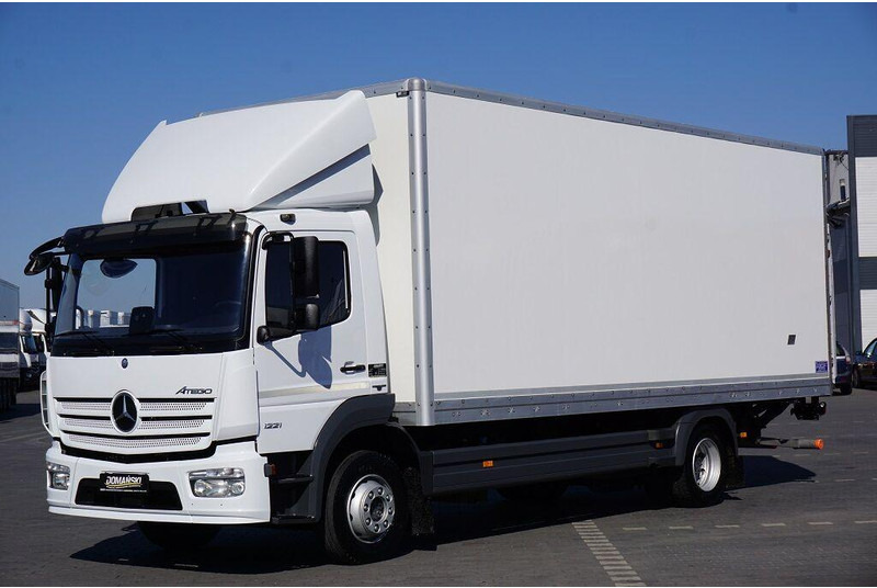 Mercedes-Benz ATEGO / 1221 / ACC / EURO 6 / KONTENER + WINDA / 17 PALET - Вантажівка з закритим кузовом: фото 2 Mercedes-Benz ATEGO / 1221 / ACC / EURO 6 / KONTENER + WINDA / 17 PALET - Вантажівка з закритим кузовом: фото 2