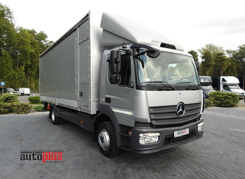 Mercedes-Benz ATEGO 1221 PLANDEKA WINDA 16 PALET WEBASTO KLIMATYZACJA PNEUMATY - Вантажівка з закритим кузовом: фото 1 Mercedes-Benz ATEGO 1221 PLANDEKA WINDA 16 PALET WEBASTO KLIMATYZACJA PNEUMATY - Вантажівка з закритим кузовом: фото 1