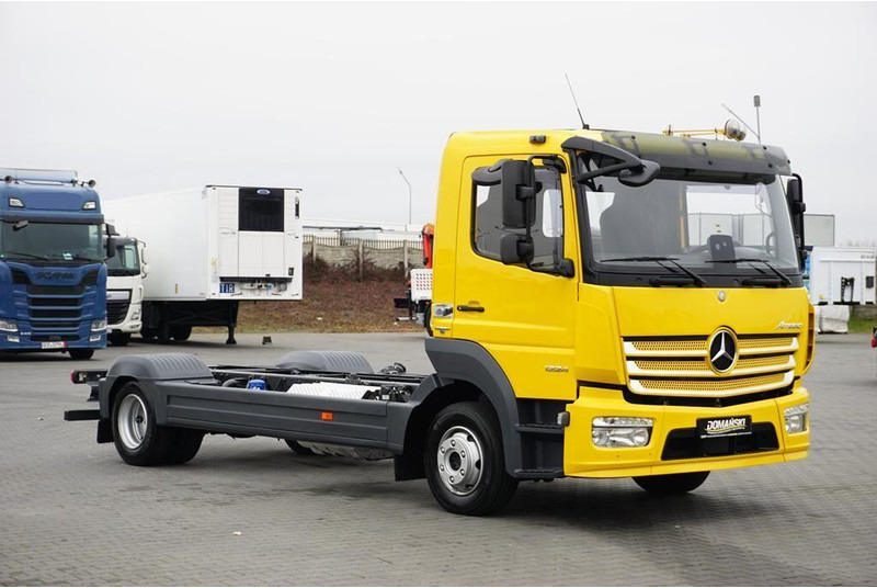 Mercedes-Benz ATEGO / 1224 / ACC / EURO 6 / PODWOZIE DO ZABUDOWY / DŁ. 4,8 M - Вантажівка шасі: фото 1 Mercedes-Benz ATEGO / 1224 / ACC / EURO 6 / PODWOZIE DO ZABUDOWY / DŁ. 4,8 M - Вантажівка шасі: фото 1