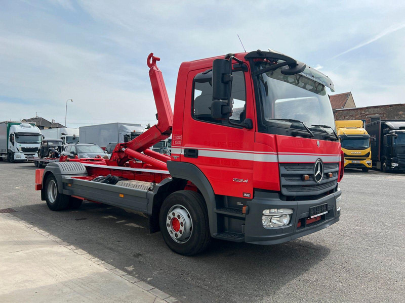 Mercedes-Benz ATEGO 1524, ABROLLKIPPER HIAB 1570MM - Бортова вантажівка/ Платформа, Вантажівка з маніпулятором: фото 3 Mercedes-Benz ATEGO 1524, ABROLLKIPPER HIAB 1570MM - Бортова вантажівка/ Платформа, Вантажівка з маніпулятором: фото 3