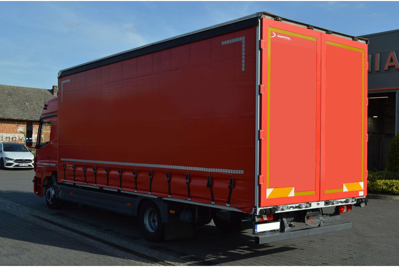 Mercedes-Benz ATEGO 824 EURO 6 1.HAND CURTAINE TILT - Тентована вантажівка: фото 3 Mercedes-Benz ATEGO 824 EURO 6 1.HAND CURTAINE TILT - Тентована вантажівка: фото 3
