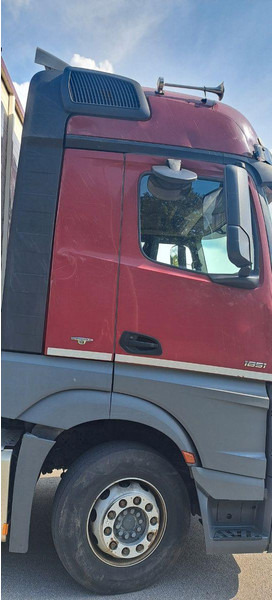 Mercedes-Benz Actros 1851 - Для перевезення худоби вантажівка: фото 4 Mercedes-Benz Actros 1851 - Для перевезення худоби вантажівка: фото 4