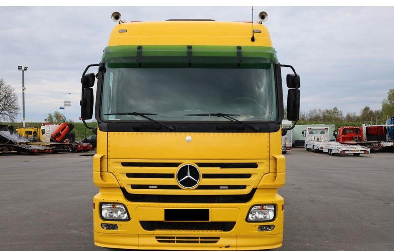 Mercedes-Benz Actros 2532 Vehicle transporter + crane Hiab 477EP-5 HiPro 6x2 - Автовоз вантажівка: фото 1 Mercedes-Benz Actros 2532 Vehicle transporter + crane Hiab 477EP-5 HiPro 6x2 - Автовоз вантажівка: фото 1
