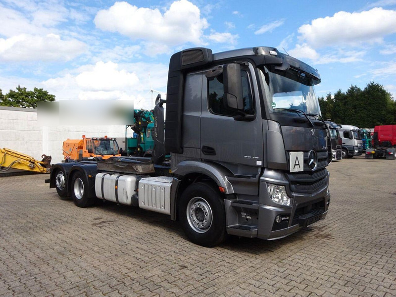 Mercedes-Benz Actros 2545 Hook lift truck 6x2 - Гаковий мультиліфт вантажівка, Вантажівка з маніпулятором: фото 3 Mercedes-Benz Actros 2545 Hook lift truck 6x2 - Гаковий мультиліфт вантажівка, Вантажівка з маніпулятором: фото 3