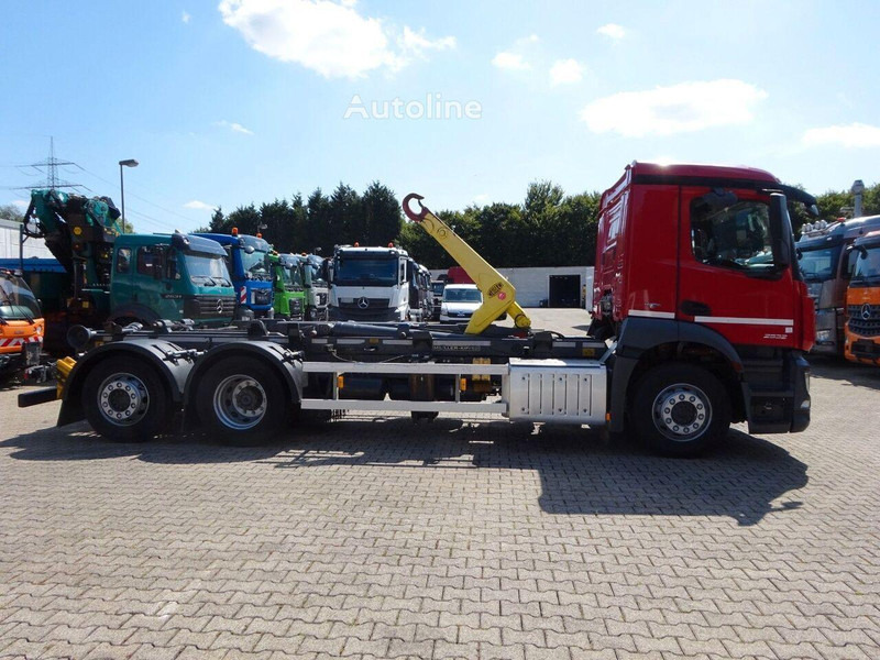 Mercedes-Benz Antos 2532 - Hook lift truck - Гаковий мультиліфт вантажівка: фото 5 Mercedes-Benz Antos 2532 - Hook lift truck - Гаковий мультиліфт вантажівка: фото 5