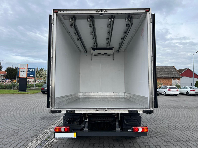 Mercedes-Benz Atego 816 EURO 6 REFRIGERATOR HOOK ROHRBAHNEN - Рефрижератор вантажівка: фото 1 Mercedes-Benz Atego 816 EURO 6 REFRIGERATOR HOOK ROHRBAHNEN - Рефрижератор вантажівка: фото 1