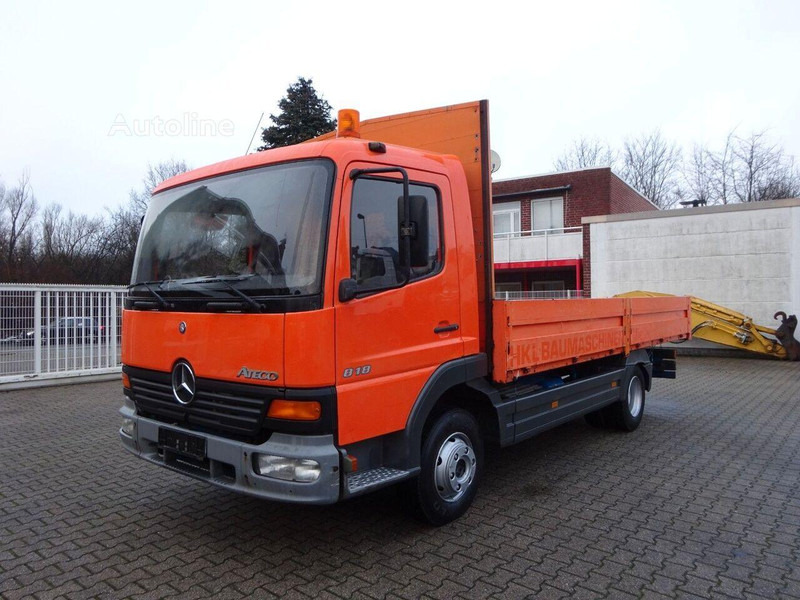 Mercedes-Benz Atego 818 - Flatbed - Бортова вантажівка/ Платформа: фото 2 Mercedes-Benz Atego 818 - Flatbed - Бортова вантажівка/ Платформа: фото 2