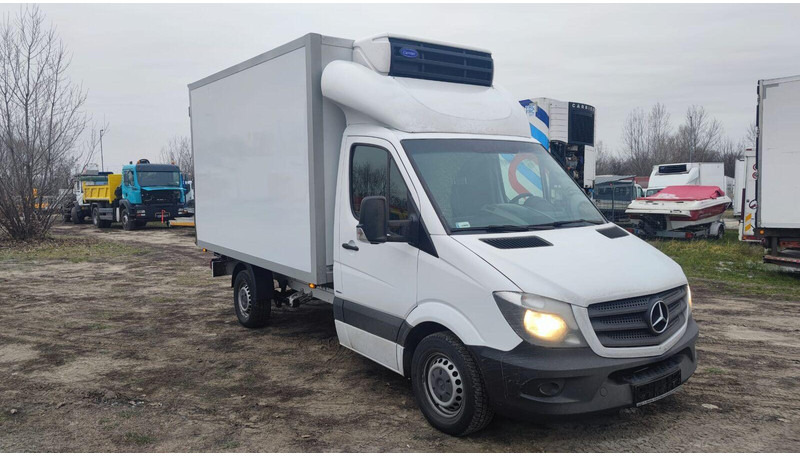 Mercedes-Benz Sprinter 316 cdi - Carrier Xarios 500 frigo - 3,5t - 220V - Фургон-рефрижератор: фото 1 Mercedes-Benz Sprinter 316 cdi - Carrier Xarios 500 frigo - 3,5t - 220V - Фургон-рефрижератор: фото 1