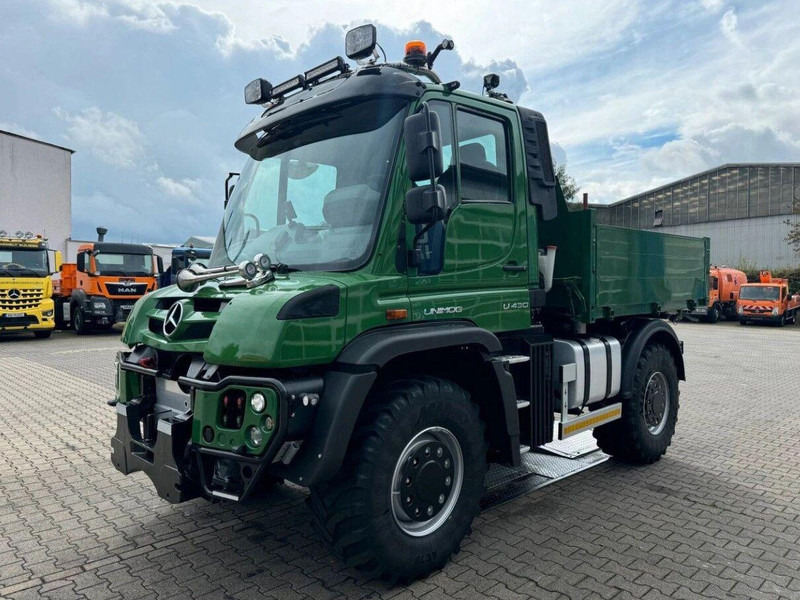 Mercedes-Benz Unimog U430 4x4 Tipper - Самоскид вантажівка: фото 1 Mercedes-Benz Unimog U430 4x4 Tipper - Самоскид вантажівка: фото 1