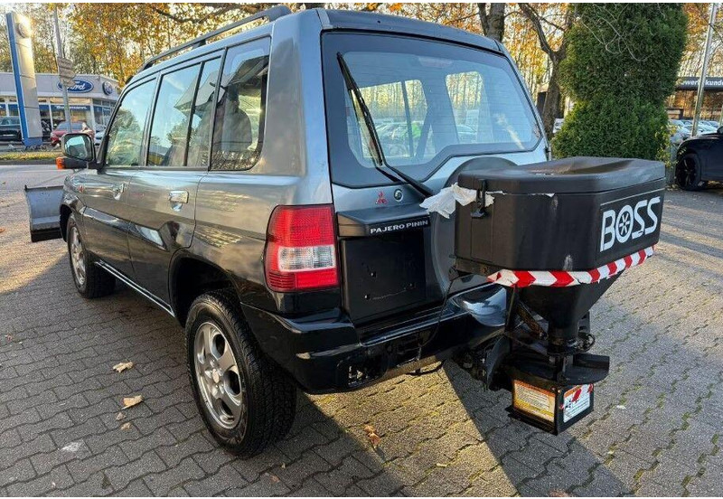 Mitsubishi Pajero Pinin + Snow Plow - Позашляховик: фото 4 Mitsubishi Pajero Pinin + Snow Plow - Позашляховик: фото 4