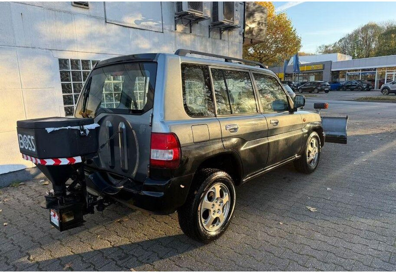 Mitsubishi Pajero Pinin + Snow Plow - Позашляховик: фото 5 Mitsubishi Pajero Pinin + Snow Plow - Позашляховик: фото 5